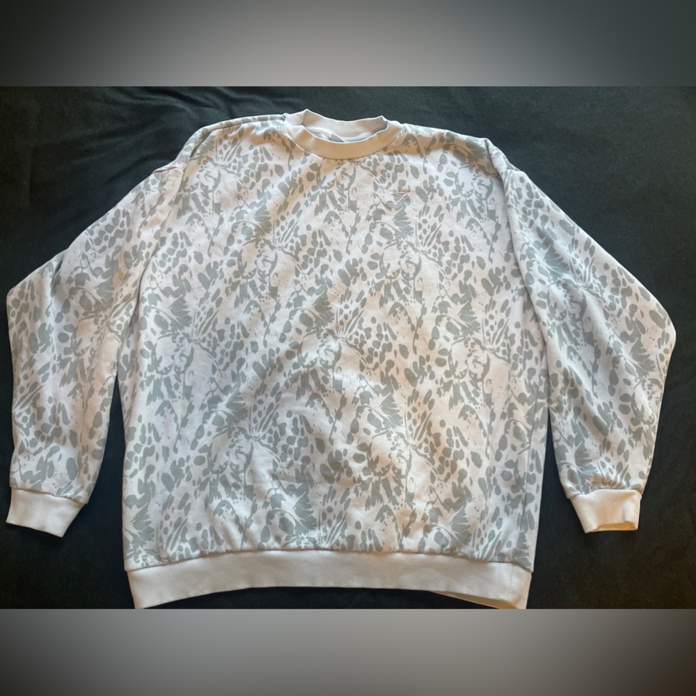 over sized gym shark hoodie